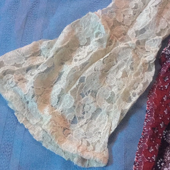 ❌DONATED❌Burgundy Black Stripe Pattern V-neck Boho Lace Sleeve Dress - Picture 6 of 11